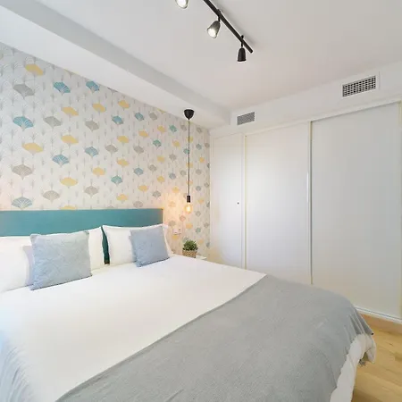 Apartment Hola Charming & Old Town Marbella